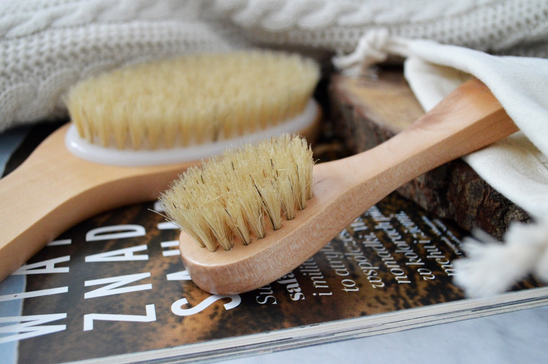 szczotkowanie ciała na sucho puderek.com.pl